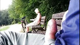Ванна кімната з мово ...