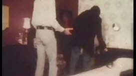 Мати застала порно р ...